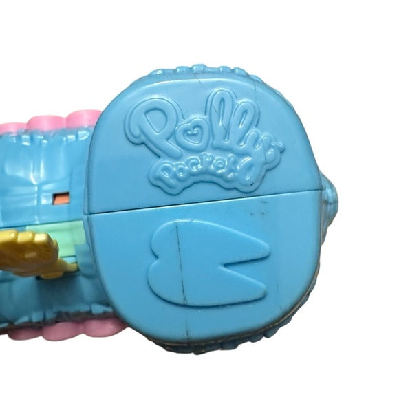 Polly Pocket Blue and Yellow Llama - Picture 6 of 6